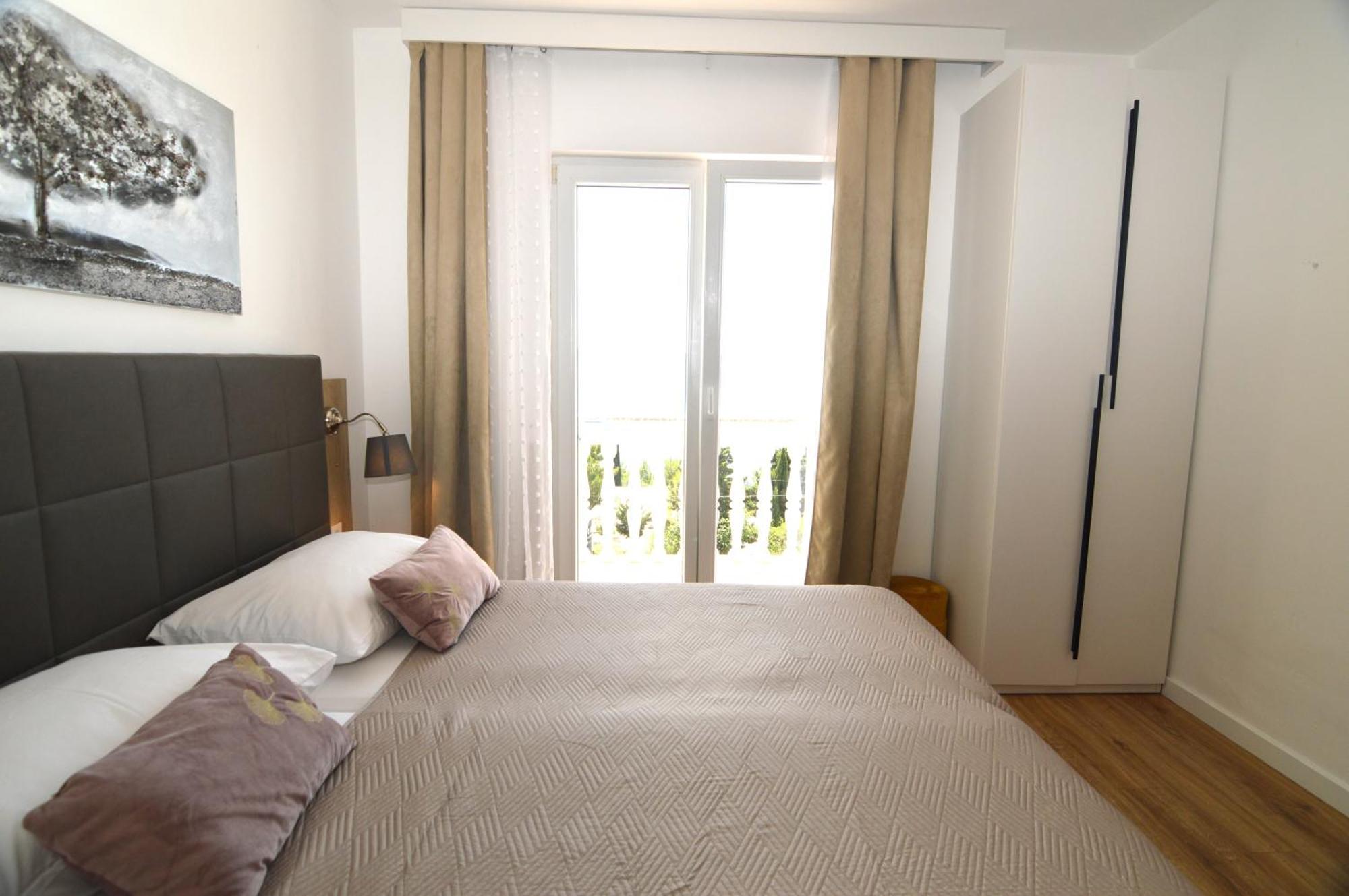 Apartments Amari Starigrad Paklenica Esterno foto